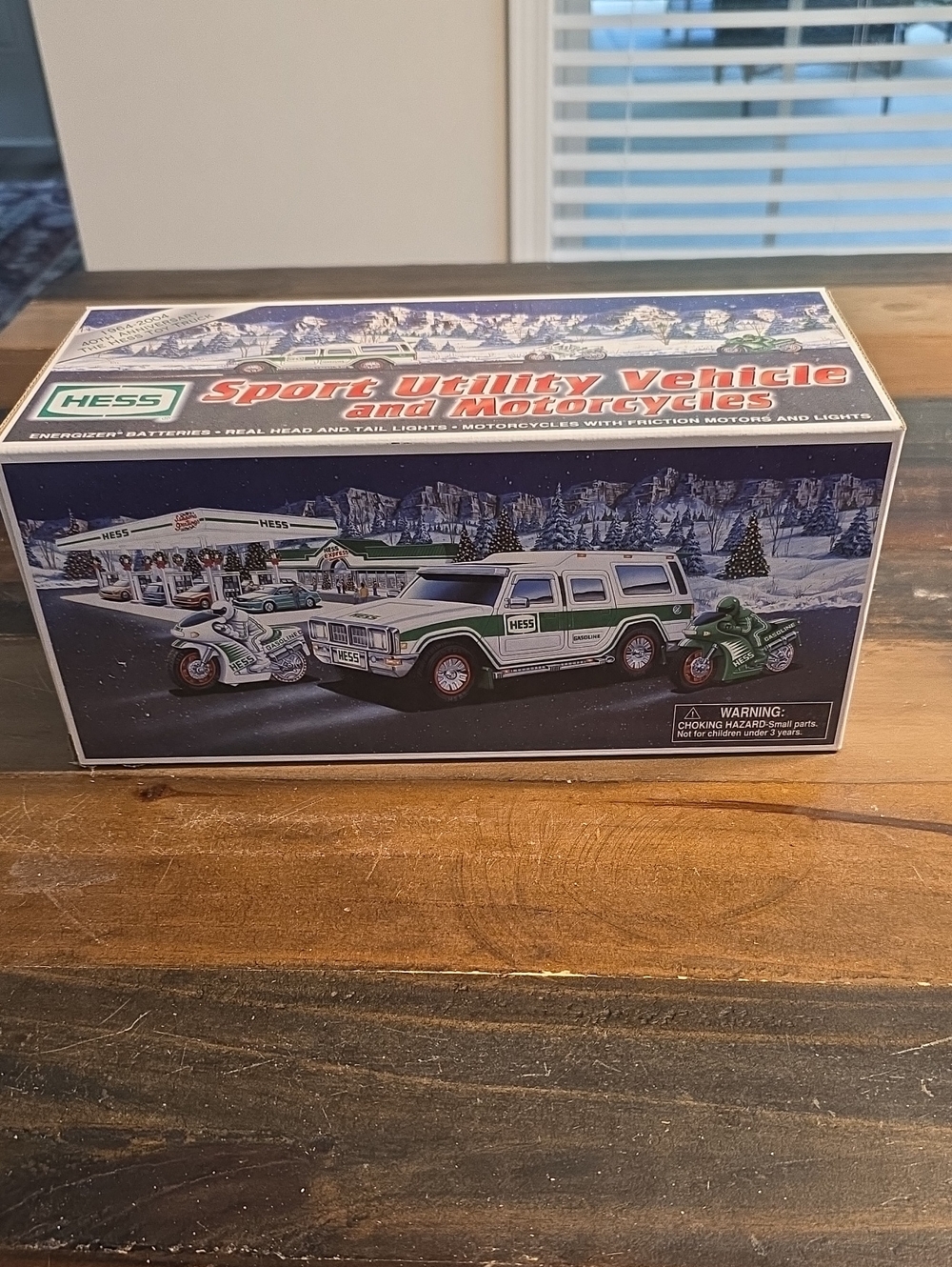 2004 Hess Sport Utility Vehicld And Motorcycles